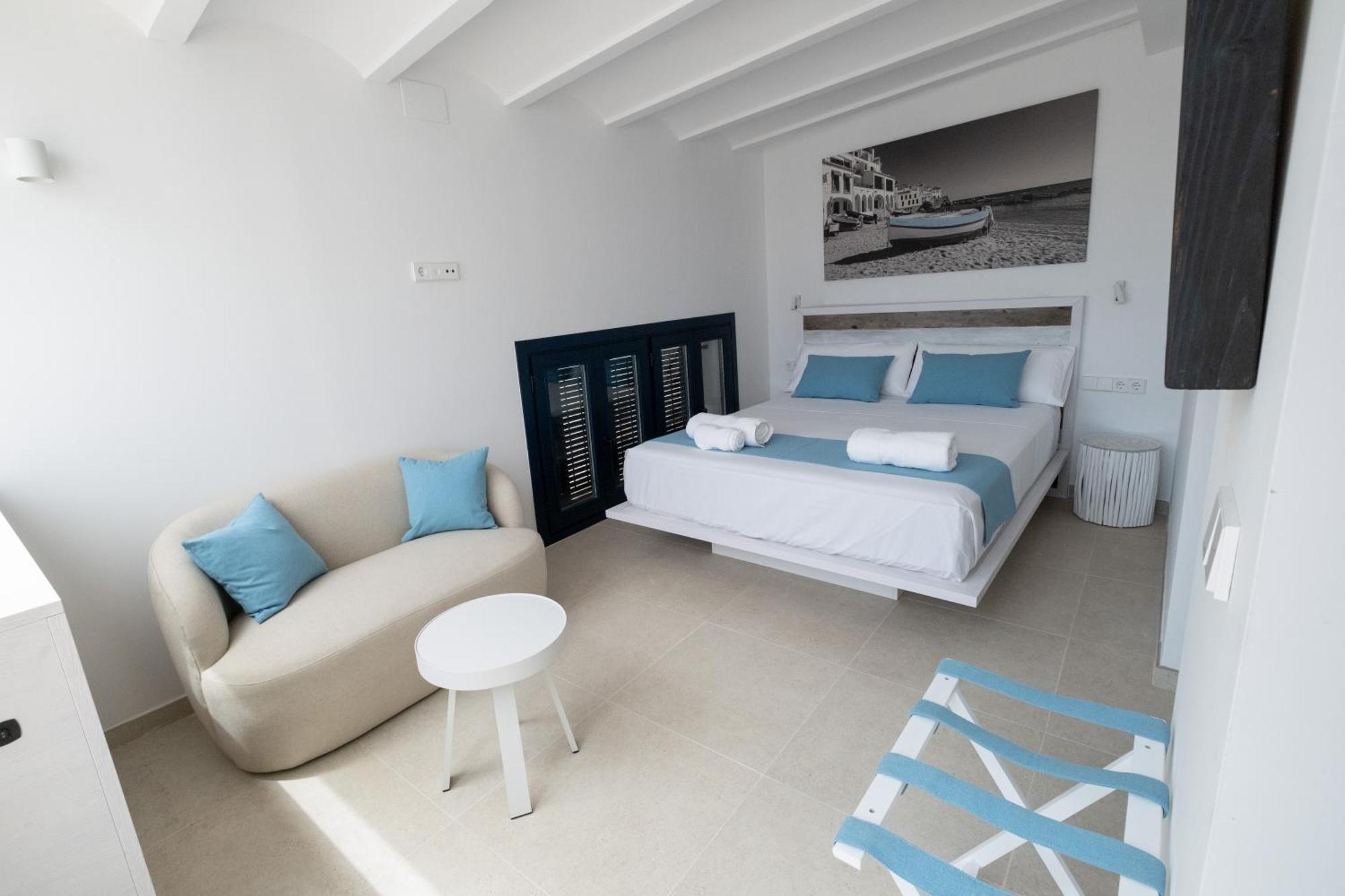 קדאקז Hotel Boutique Es Blau מראה חיצוני תמונה