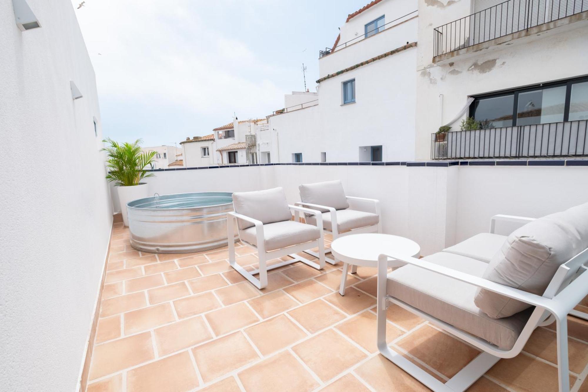 קדאקז Hotel Boutique Es Blau מראה חיצוני תמונה