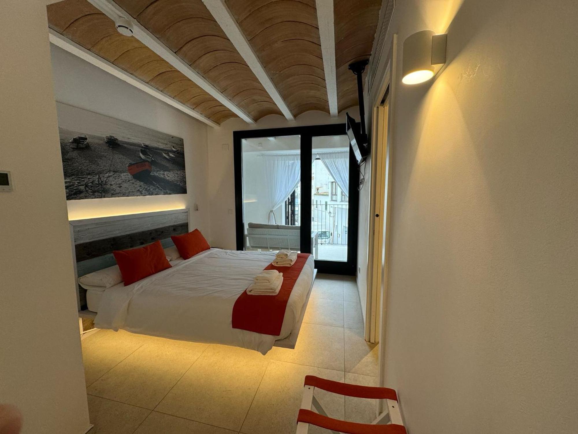 קדאקז Hotel Boutique Es Blau מראה חיצוני תמונה