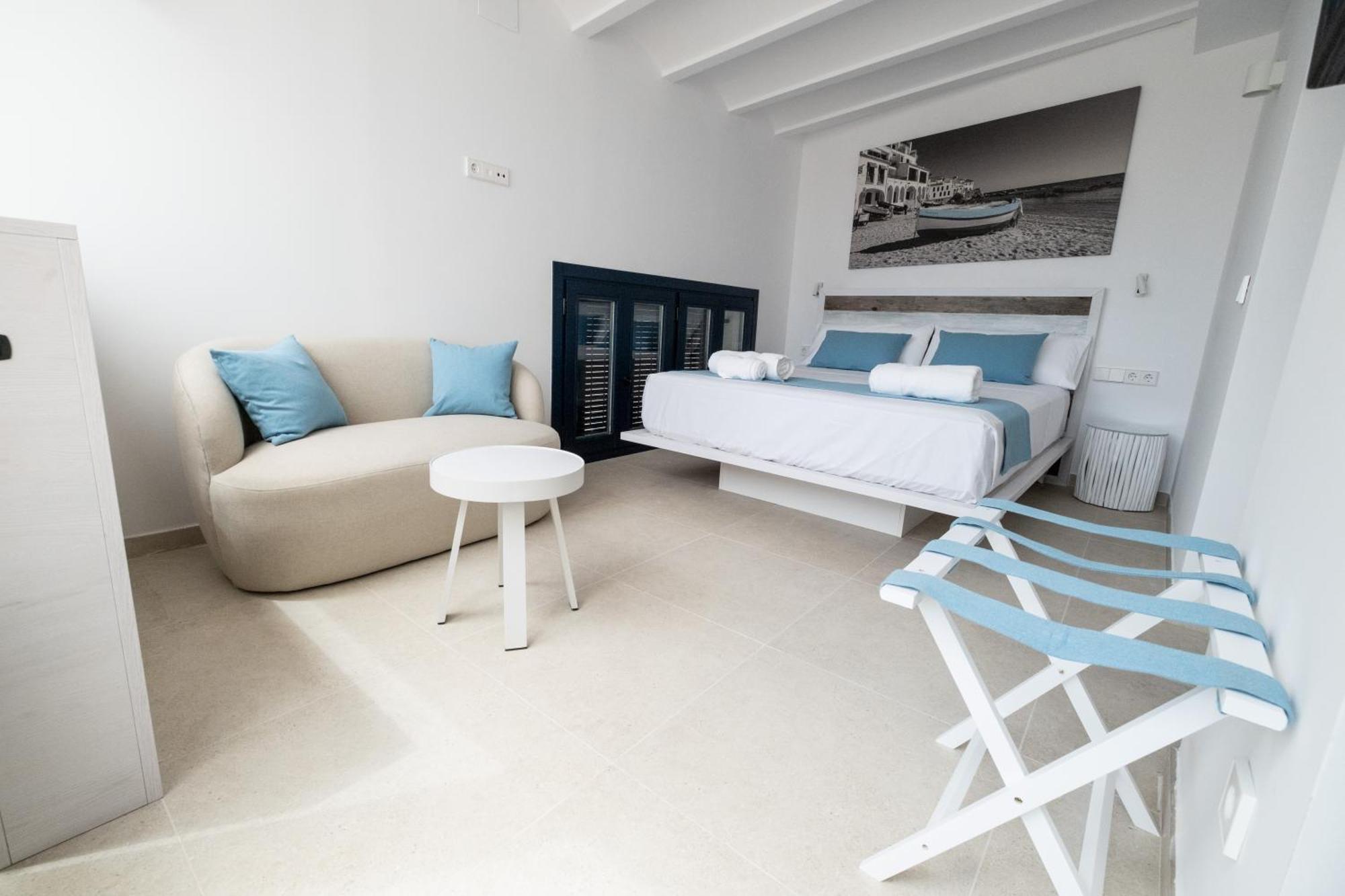 קדאקז Hotel Boutique Es Blau מראה חיצוני תמונה