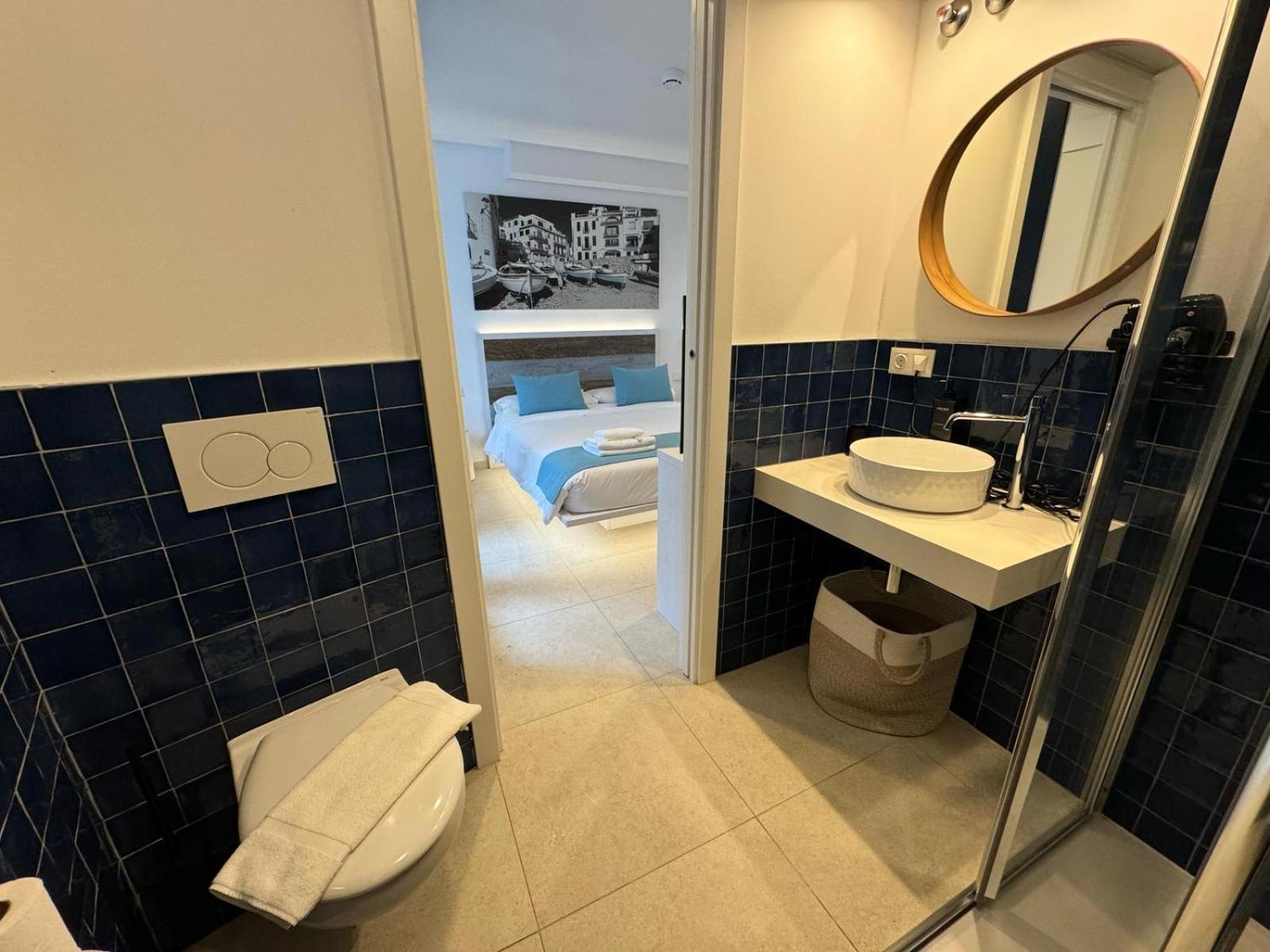 קדאקז Hotel Boutique Es Blau מראה חיצוני תמונה
