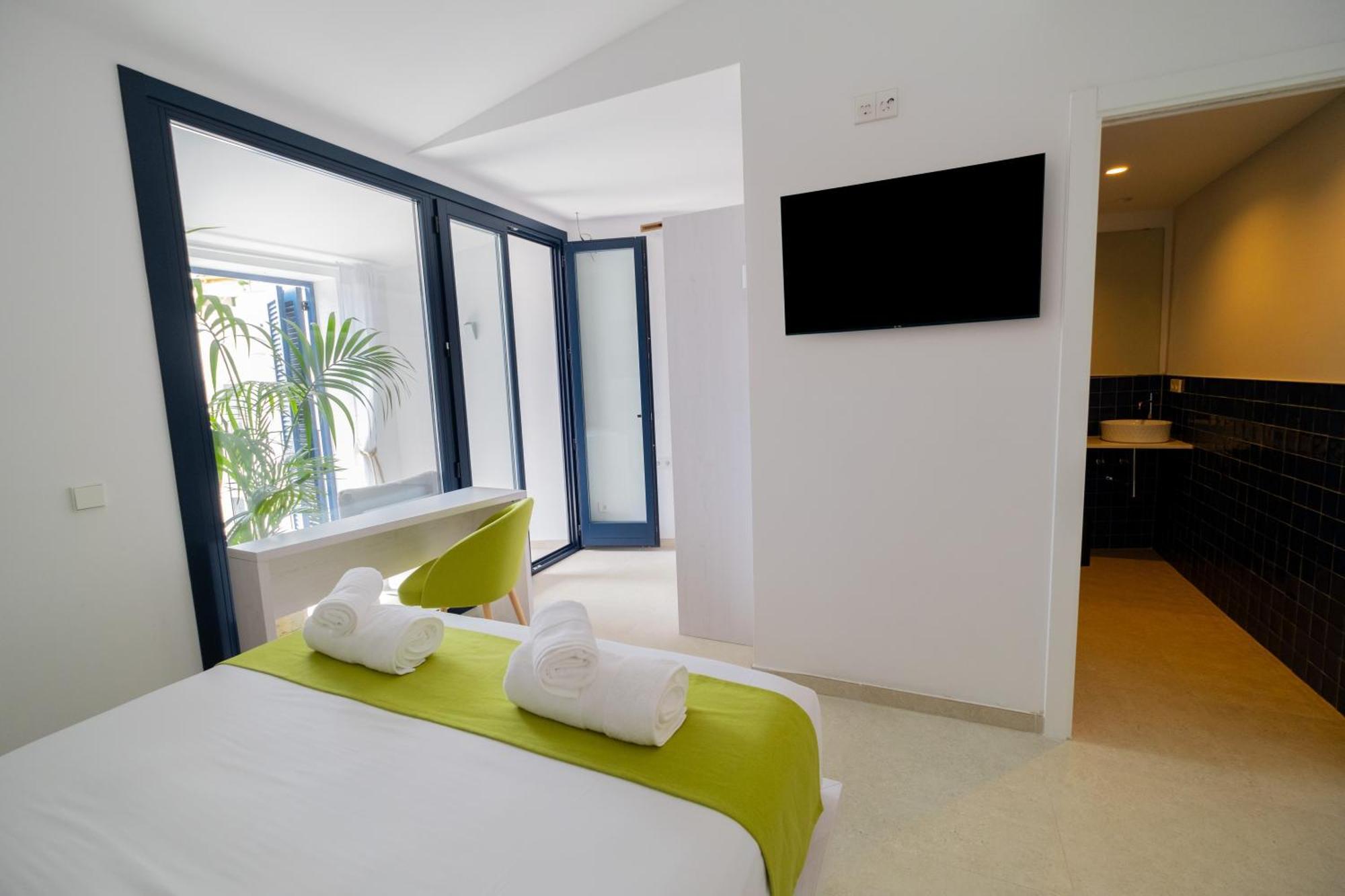 קדאקז Hotel Boutique Es Blau מראה חיצוני תמונה
